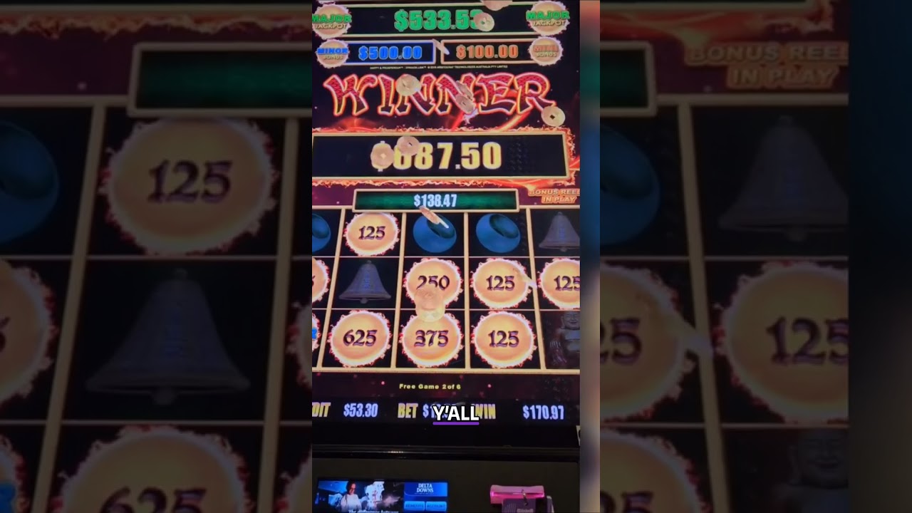 Big Win at the Casino: Jackpot and Retrigger Celebration Video