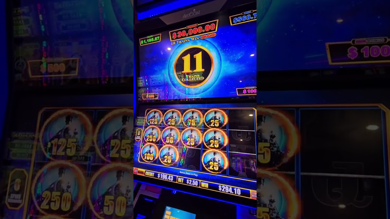 BIG WIN ON FREE GAMES playing Midnight Express shorts slots casino Video