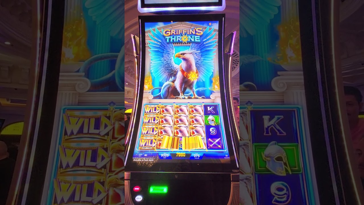 Griffin's Throne BIG WIN - Park MGM Las Vegas #slotplay #slots #slotmachinesyoutube #shorts #casino Video