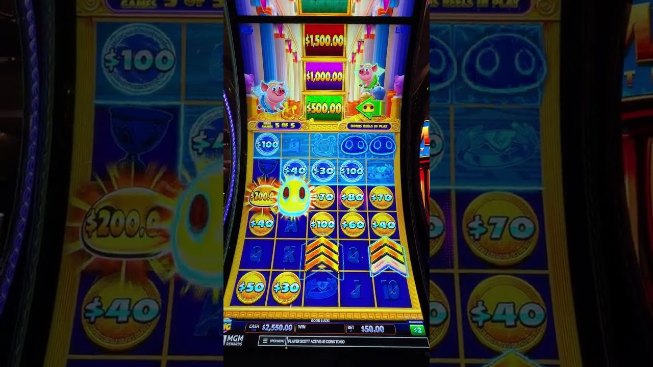 Pig Win on Power + Tower! slots casino vegas Video