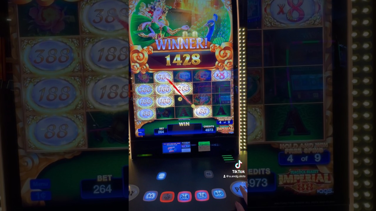 Imperial for the win! slotlife gamblingmachine slotmachinejackpot slotmachine Video